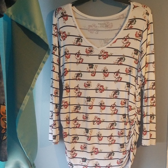 Maternity shirt - Picture 1 of 1